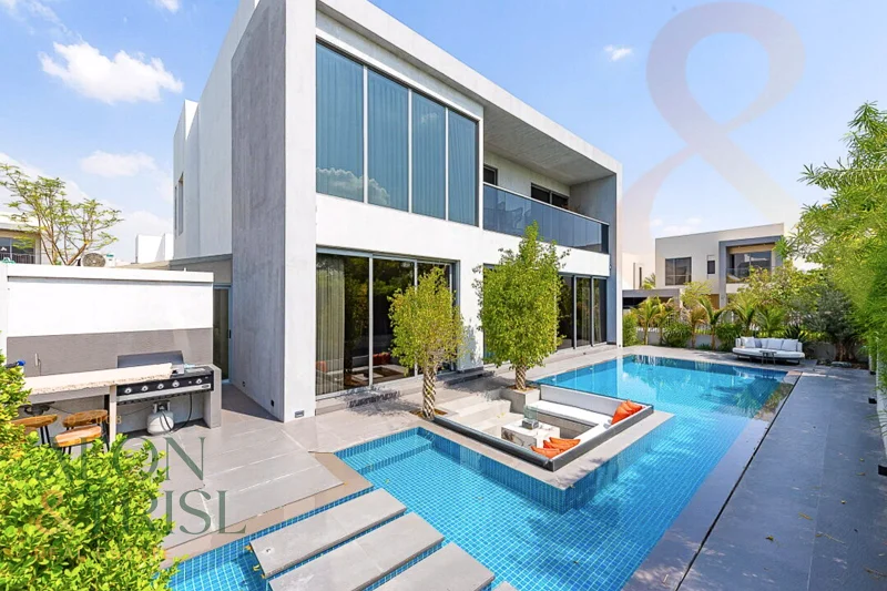 Full renovated | Luxury 4BR + M | Extended | Pool64045227685889110