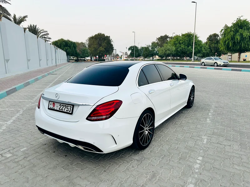 Urgent C200 model 2017 Gulf full service Orjinal paint very clean63700563254403114