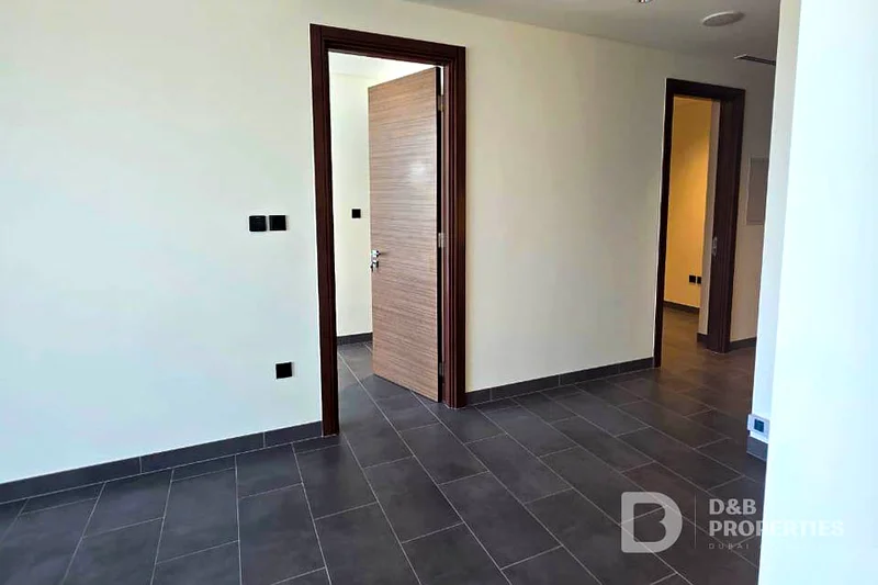 Prime Location | Spacious | Vacant | Best Deal63759461462147113