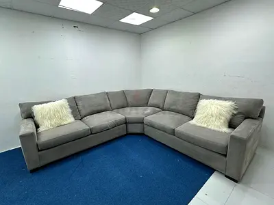 Great condition cratebarrel corner lshape sofa