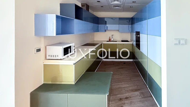 High Floor | Sea View | Available Now63773827937281111