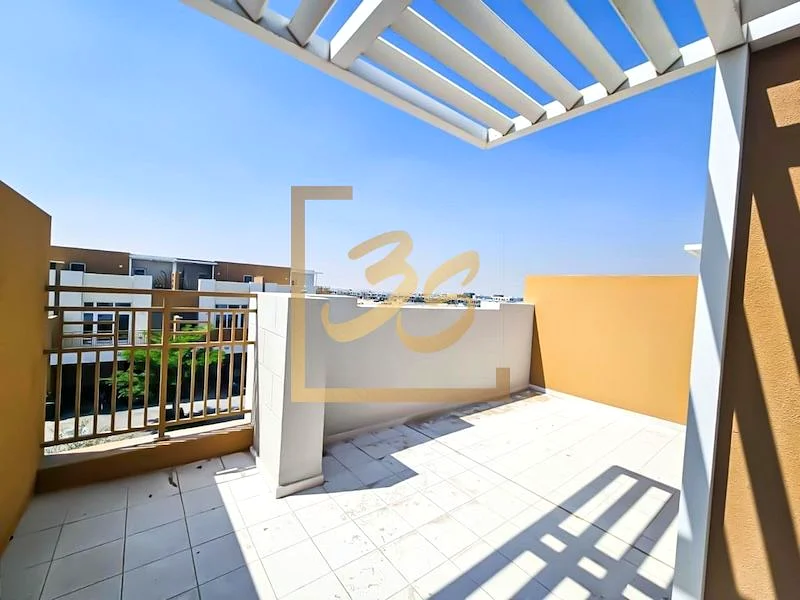 Single row | Backing Park | Call Now64003366157827110