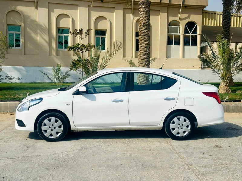 Nissan Sunny 2023 GCC URGENT SALE63699058129026112