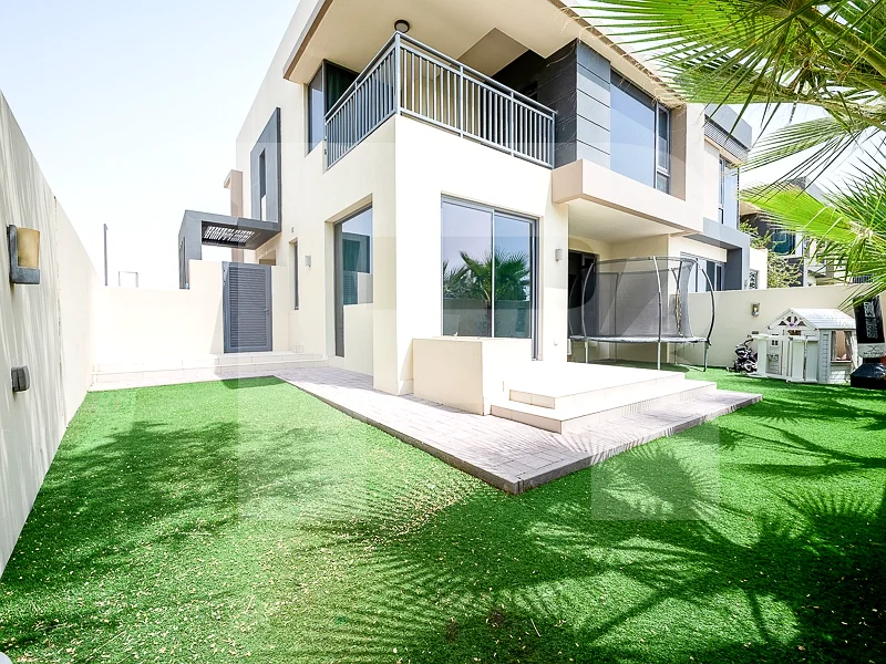 Luxury Living | Corner Unit | Modern Layout64045900875778110