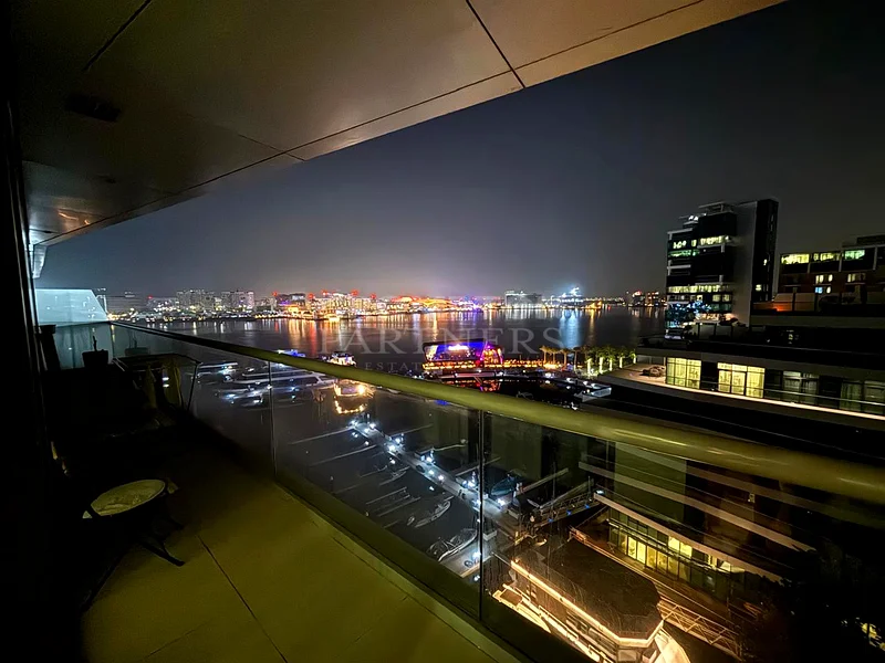 Spacious 2BR | Stunning Sea View | Tenanted63851672454145113
