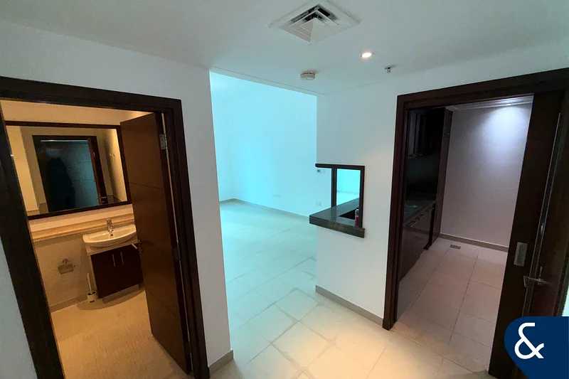 Vacant | High Floor | Sea View | One Bed64040798257153111