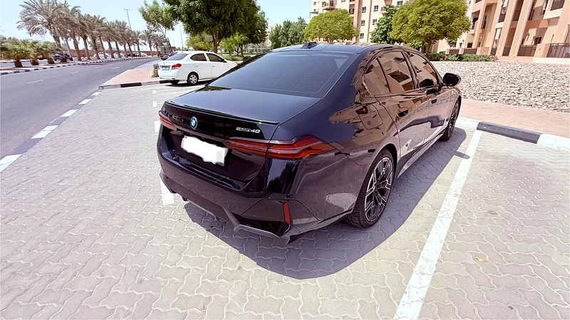 Single owner, self driven 2024 BMW i5 eDrive40 M Sport, in immaculate condition for sale63699045556993113