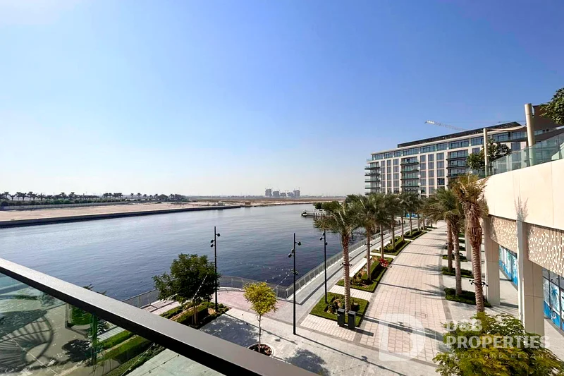 Full Canal View | Big Layout | Prime Location64025806622338110