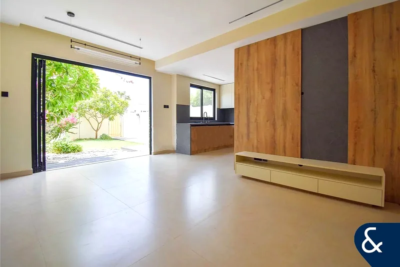 Exclusive | Springs 14 | Large Plot | 2 Bed63922974269313111