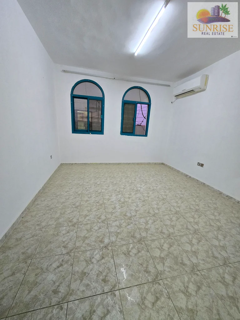 شقة جميلة بغرفة نوم واحدة وممر متوفرة في كرامه جاهزة للانتقال63624966681601112