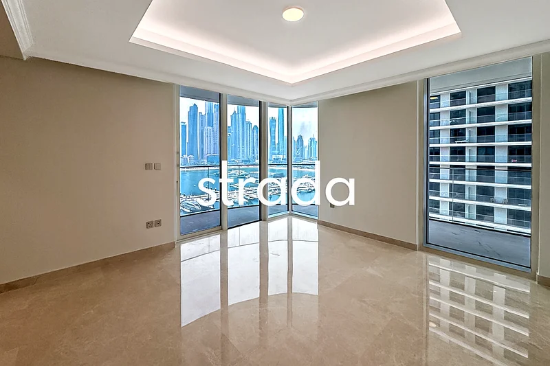 Skyline View | Vacant | Available Now63733884546434112