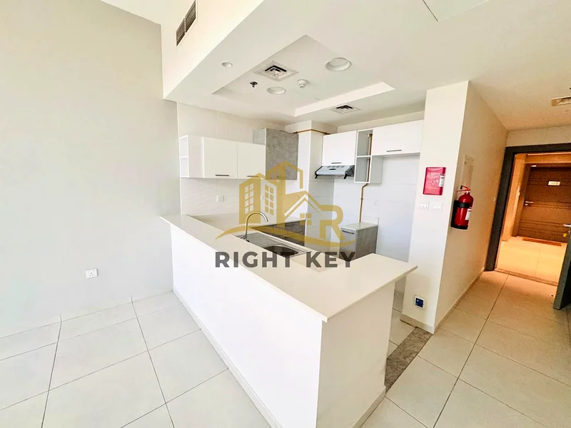 LIKE NEW 1BHK/ ONLY 65K HIGHER FLOOR63764292116353113