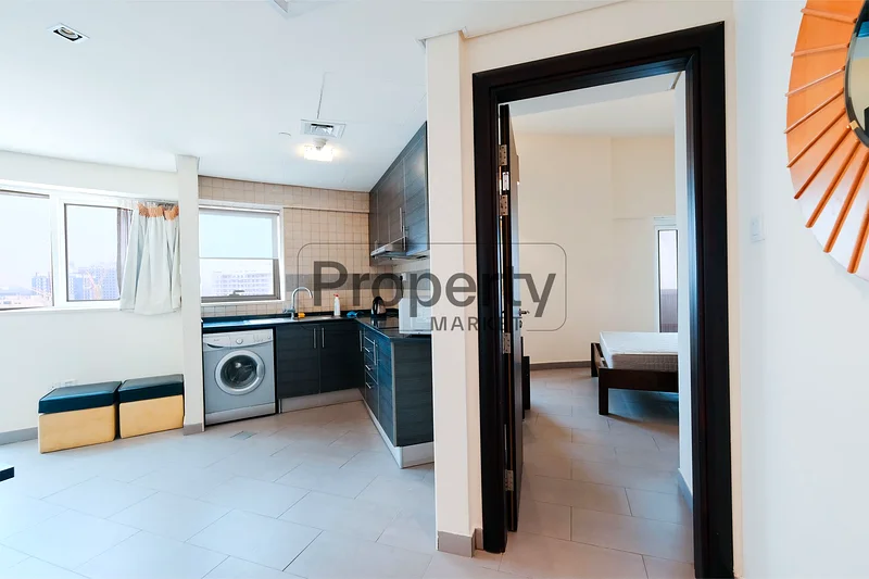 High Floor | Balcony | Ready to Move-in | Modern63734443382275112