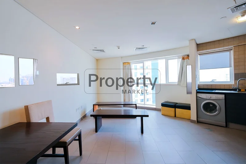 High Floor | Balcony | Ready to Move-in | Modern63734443382275110