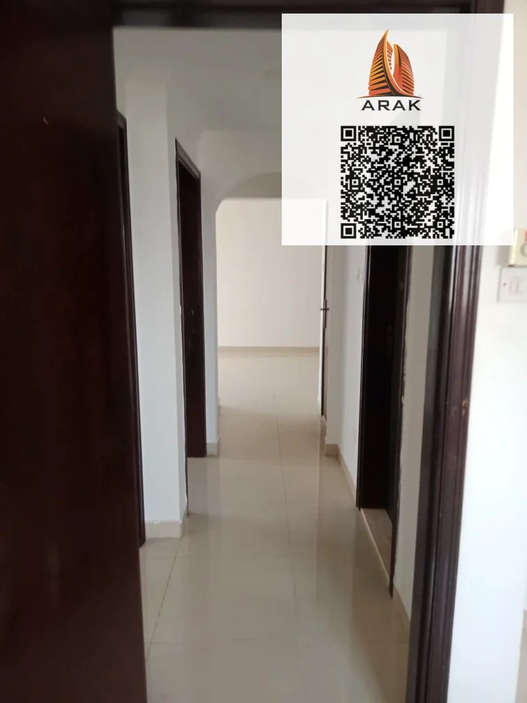 الإيجار السنوي لشقة مكونة من غرفتين نوم مع غرفة معيشة في برج السمر – الرشيدية 2 – مقابل برج فالكون مباشرة – فقط 35,000 درهم63720685321985112