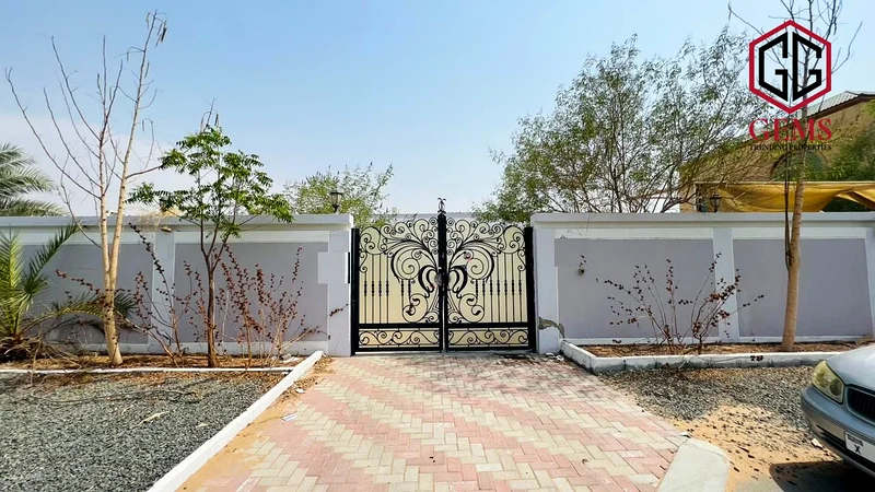 الطابق الأرضي | غرفة الخادمة | حديقة منسقة63724415696385114