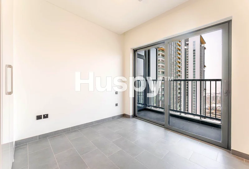Skyline Views | High Floor | With Study63758548157826112