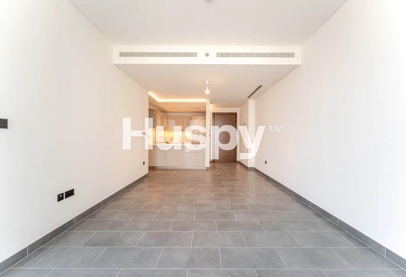 Skyline Views | High Floor | With Study63758548157826111
