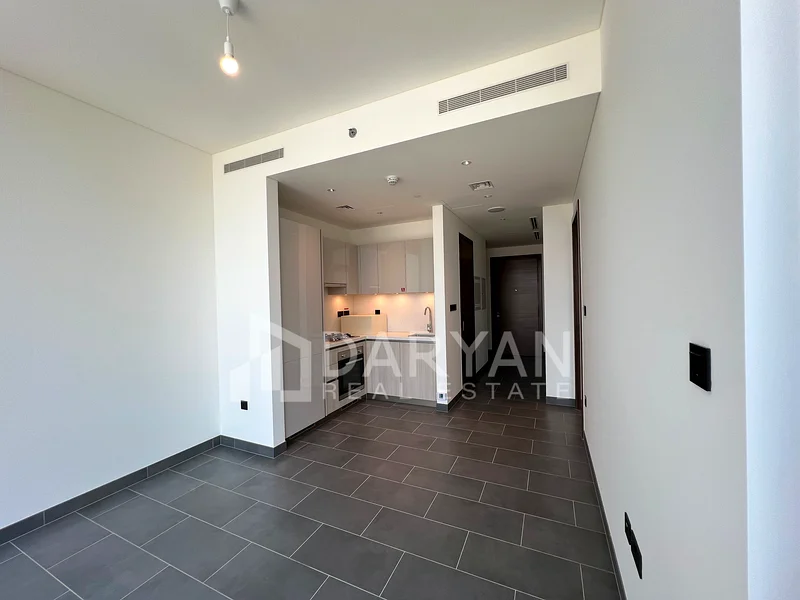 طابق عالي | نصف مفروش | عصري63759364553601111
