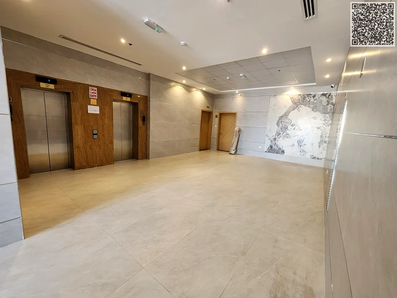 ✨ شقة جديدة بالكامل مكونة من غرفتين نوم في الجرف 3 - موقع متميز ✨63713688593537110