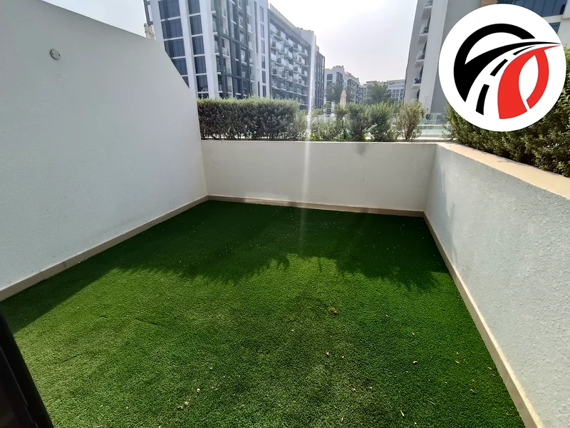 Biggest Layout stunning Pool view Chiller free Studio63802986848642113