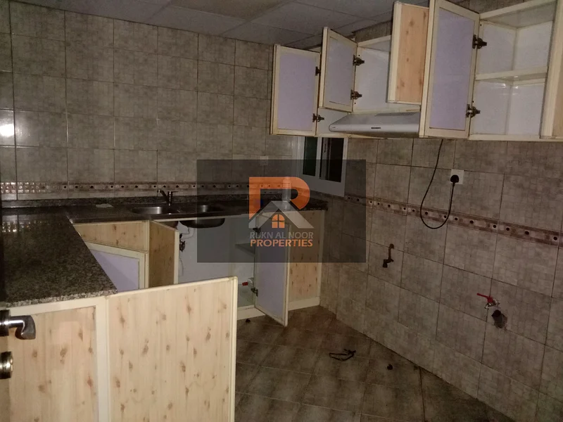 Spacious>BHK>>WITH 15 Days free >>NEAR TO DUBAI EXIT>>ONLY 39999 AED63706676192643112