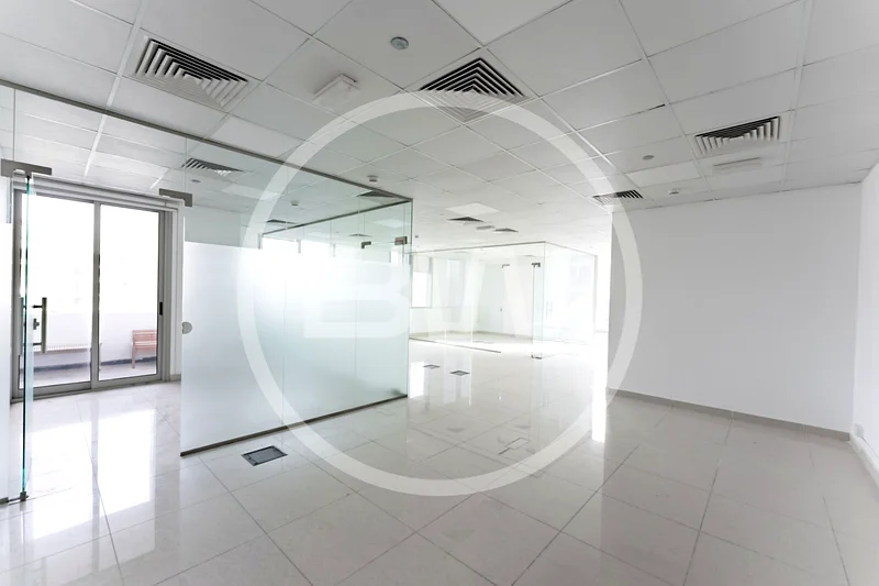 VACANT NOW | HIGH FLOOR | CLOSE TO METRO63815914371842111