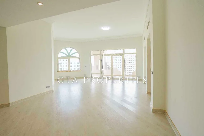 Vacant | Unfurnished | Spacious | Sea +Beach Views64009662785411110