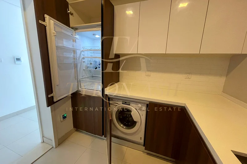 Burj Khalifa View | Spacious | Prime Location63800399163010114