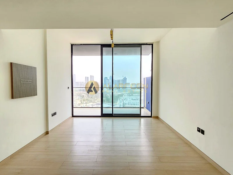 Pool View  | Prime Location | Spacious Unit63779603060610110