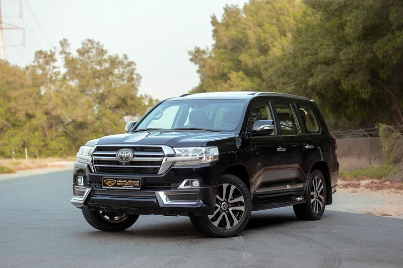 AED 3,705/month | 2019 Toyota Land Cruiser VXR | GCC Specs | REF#T8247763699052534787110