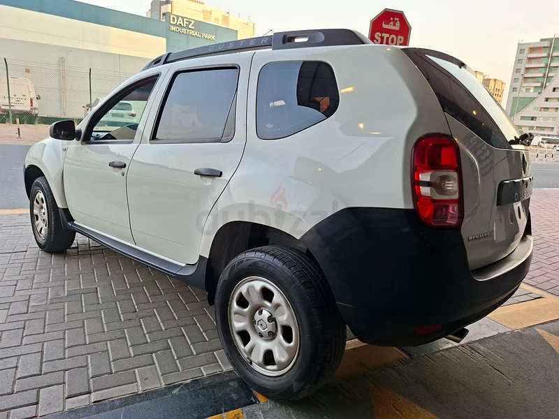 2015 RENAULT DUSTER RTA PASSED LOW KM WELL MAINTAINED GCC IN EXCELLENT CONDITION63700662478850113