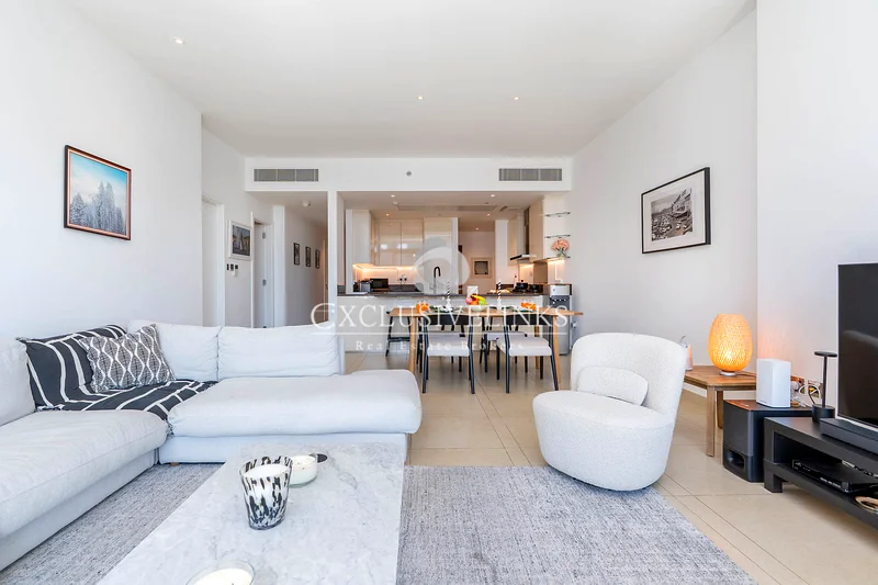 Spacious |  Waterfront View | Ideal for Families63834892555010113