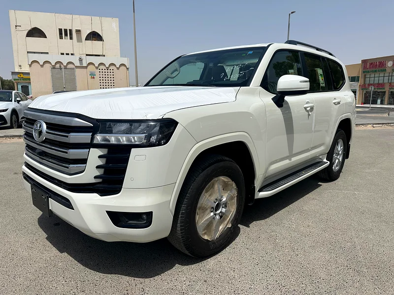 Abu Dhabi Bin Burghesh Cars Exhibition63699052783106113