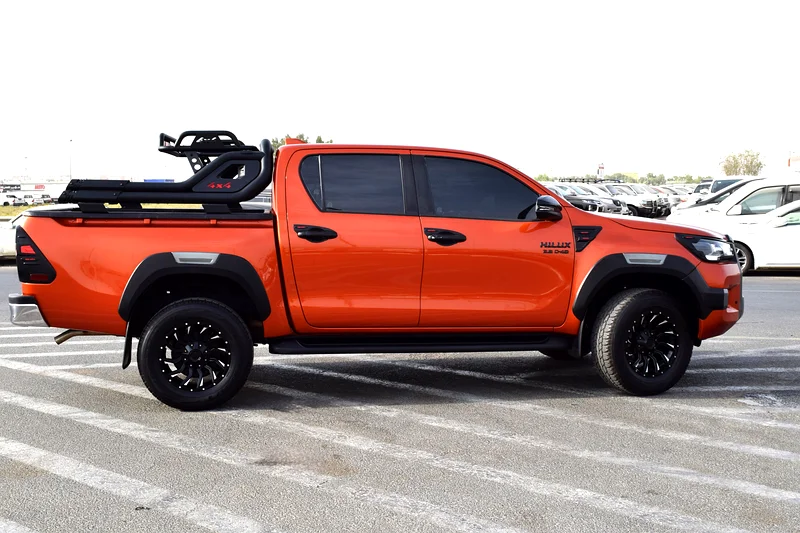 RHD 2024 TOYOTA HILUX DIESEL 4X4 PERFEC CONDITION63700380384003114