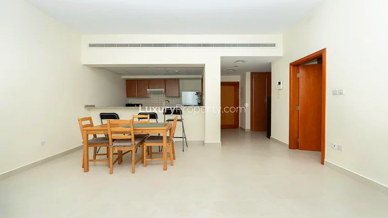Good Value | Prime Location | Vacant 1BR63726658403202112