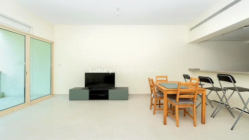 Good Value | Prime Location | Vacant 1BR63726658403202111