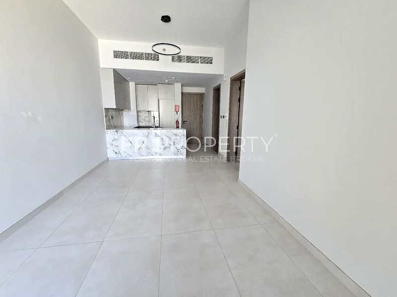Bright unit | Canal facing | Brand new63734917007747110