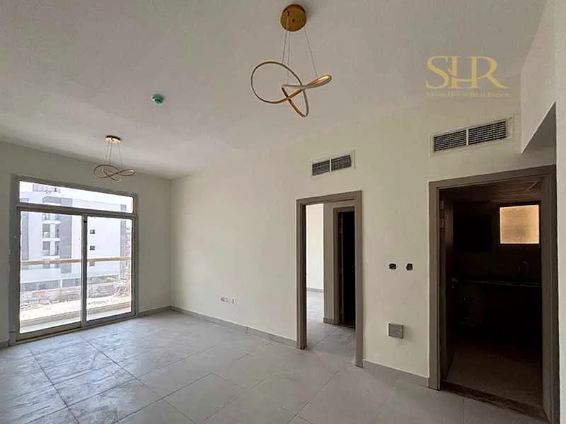 Mixed-Use Building | Pure Investment | High ROI63914932740738113