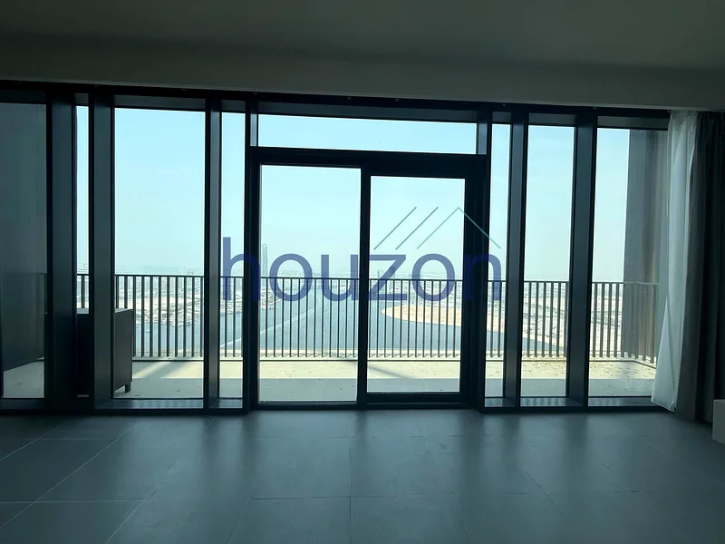 Luxurious 3BR + M/R |  High Floor | Sea View63760716131714113