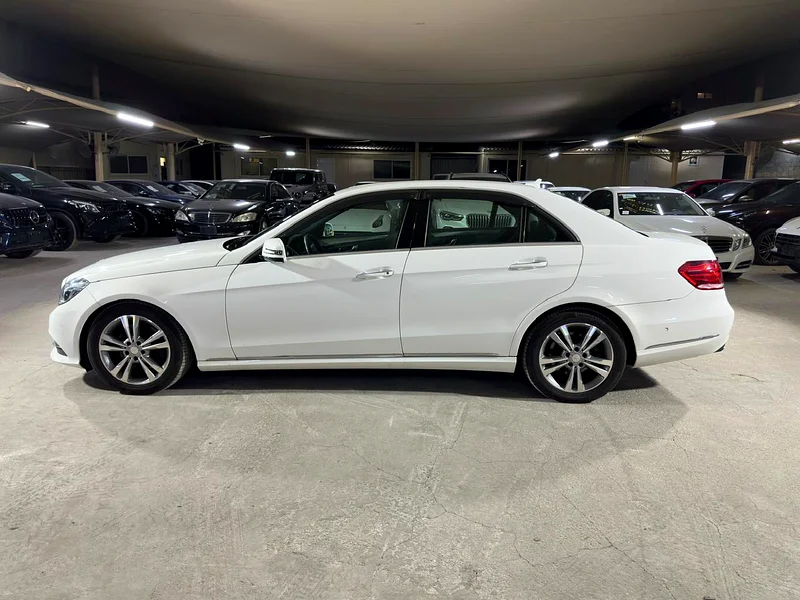 MERCEDES E-CLASS E300 2014 | FULL SERVICE HISTORY | AVANTGARDE PACKAGE | TWO KEYS63699043935490112