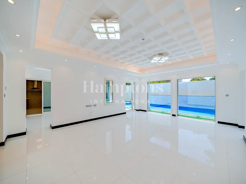 Upgraded | Extended | Huge Plot | Vastu63919448594050112