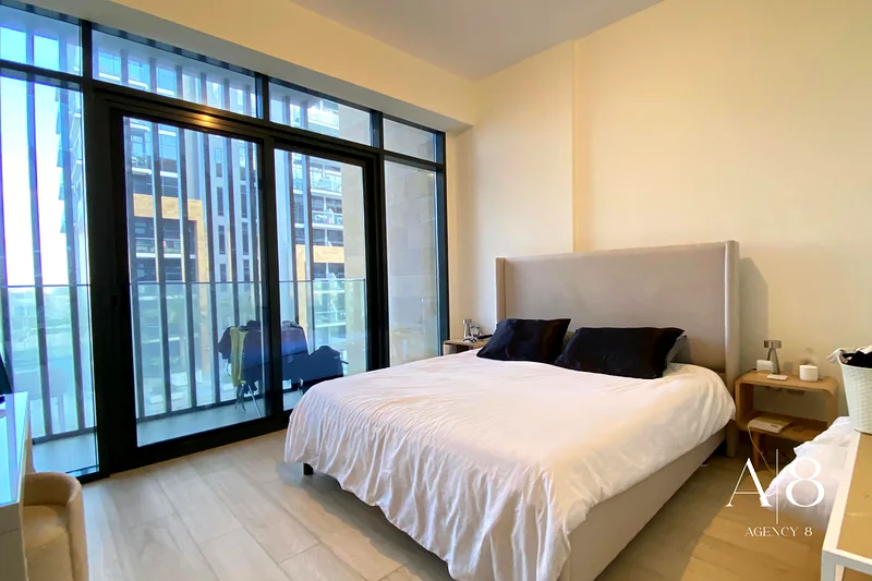 Corner Unit |  Blvd and Lagoon View | Tenanted63976127837570114