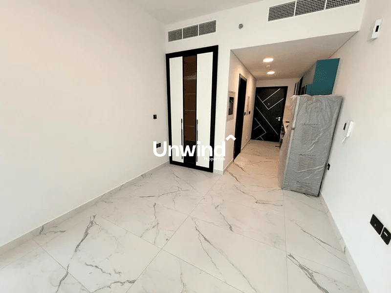 Modern Studio | Brand New | With Appliances64022677863041111
