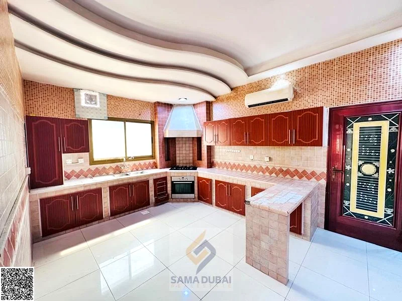 فيلا جميلة في الزاوية للإيجار بموقع جيد63721987973506114