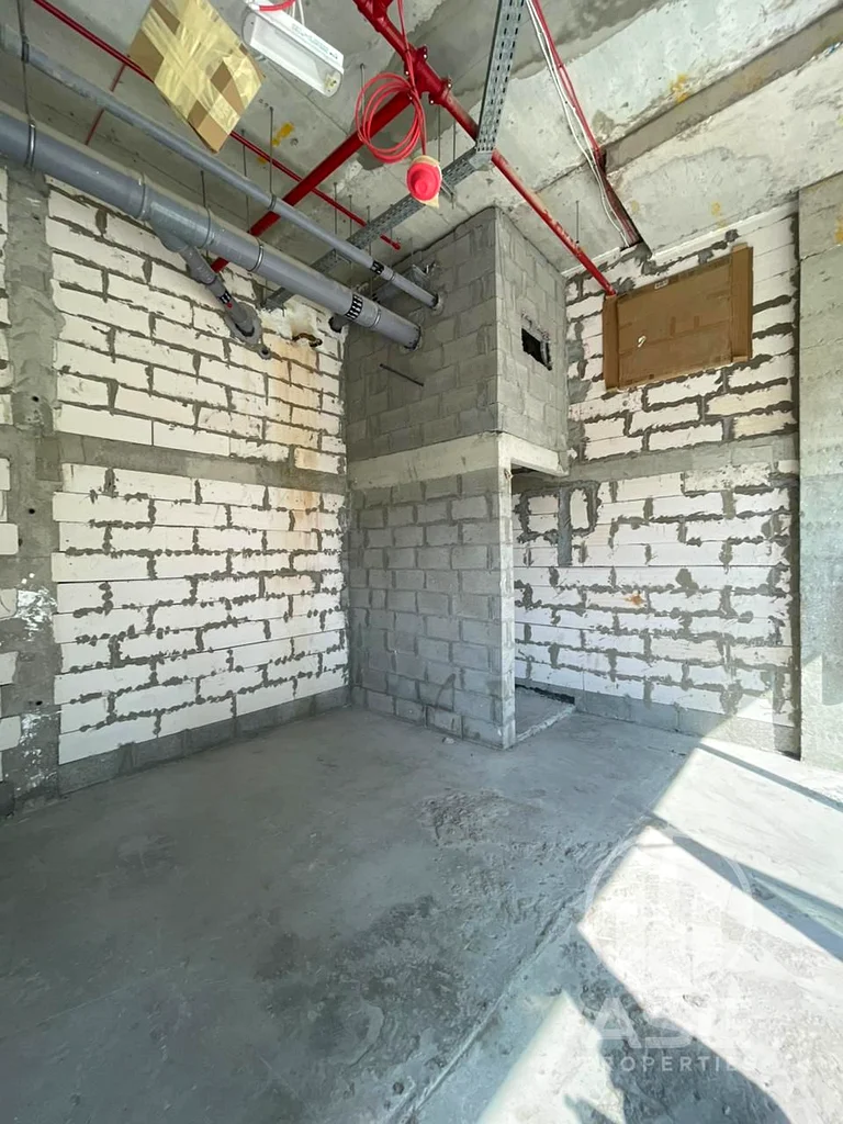 Shell and Core | Spacious | Prime Location64065595878018114