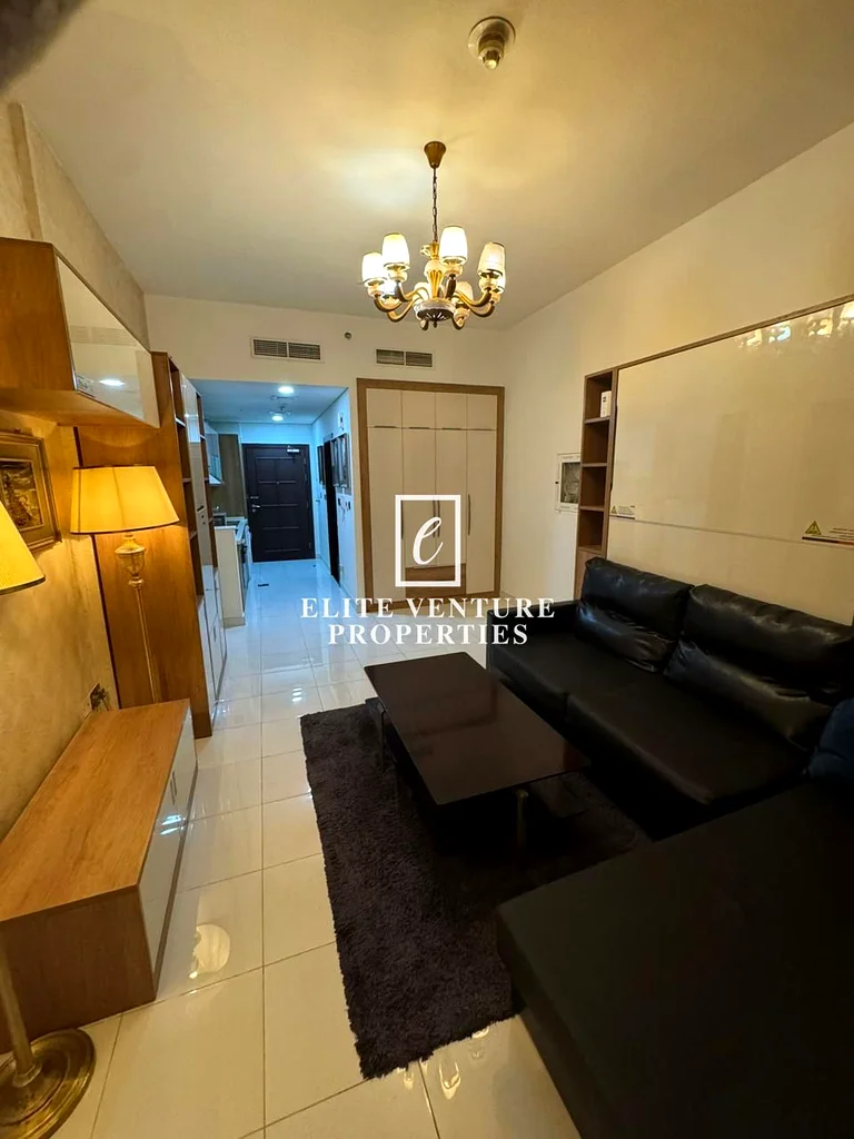STUDIO | VACANT | PRIME LOCATION63765484031361112