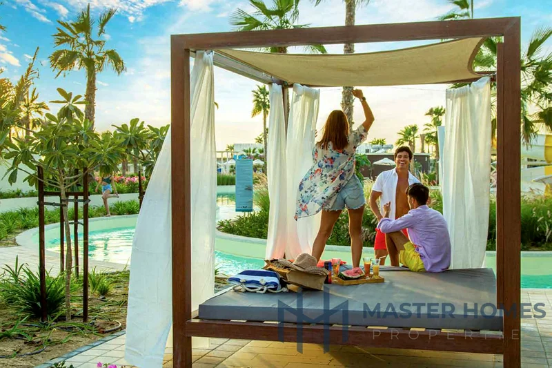HOT DEAL | SECOND ROW FROM THE WATER | HANDOVER SOON64005841727361114