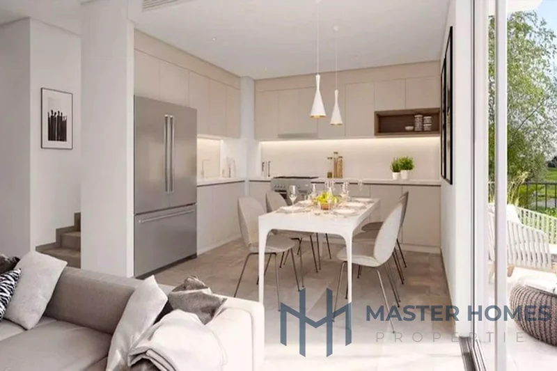 HOT DEAL | SECOND ROW FROM THE WATER | HANDOVER SOON64005841727361111