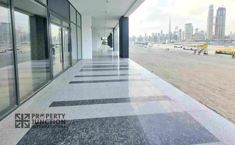 Spacious Unit F&B  Shell and Core64065595924994112